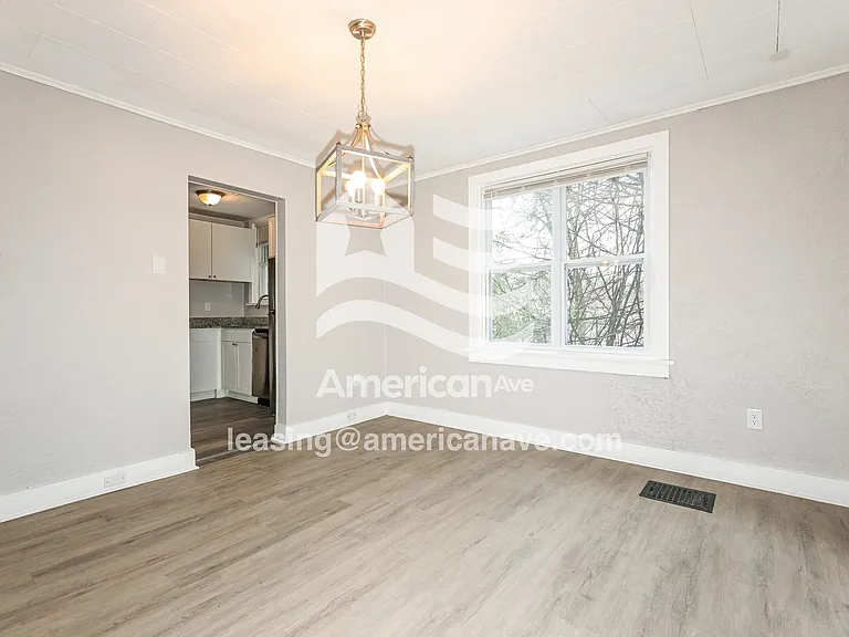 566895_005_dining_room_13660915.jpg