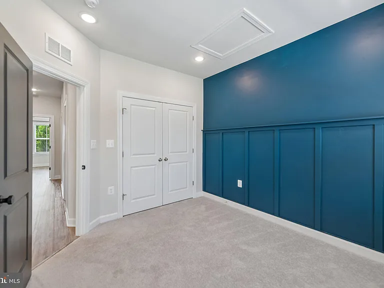 7202 Mountaineer Dr — Photo 16