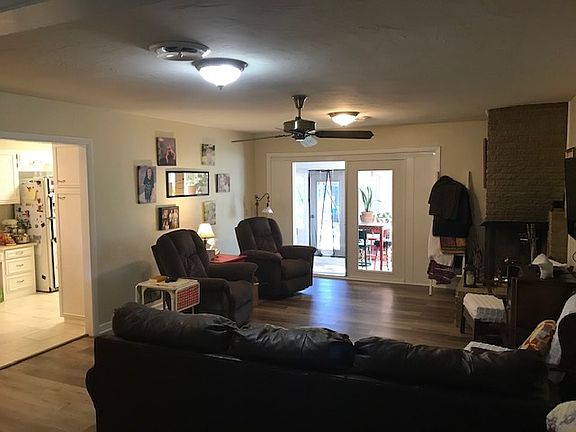 3rd image of 300 Westhaven Dr