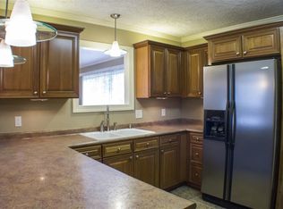 4452 Charleswood Ave, Memphis, TN 38117