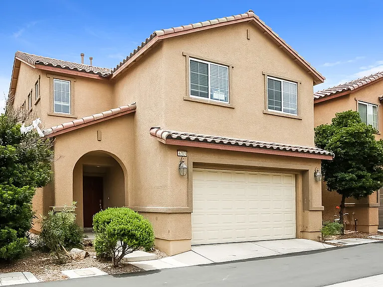 6213 Rimfire Rock Ct — Photo 4