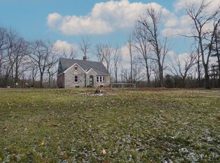 7400 Roachester Cozaddale Rd, Pleasant Plain, OH 45162