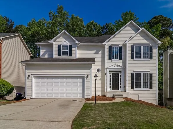 2845 White Blossom Ln, Suwanee, GA 30024
