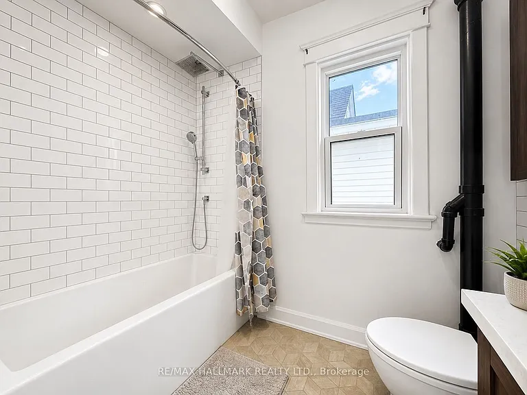 118 Galt Ave — Photo 22