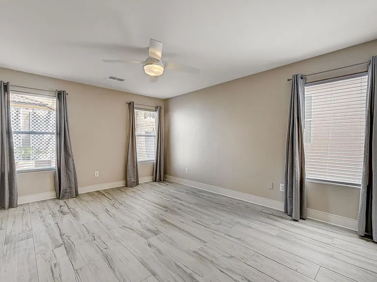 11092 Verismo St — Photo 16