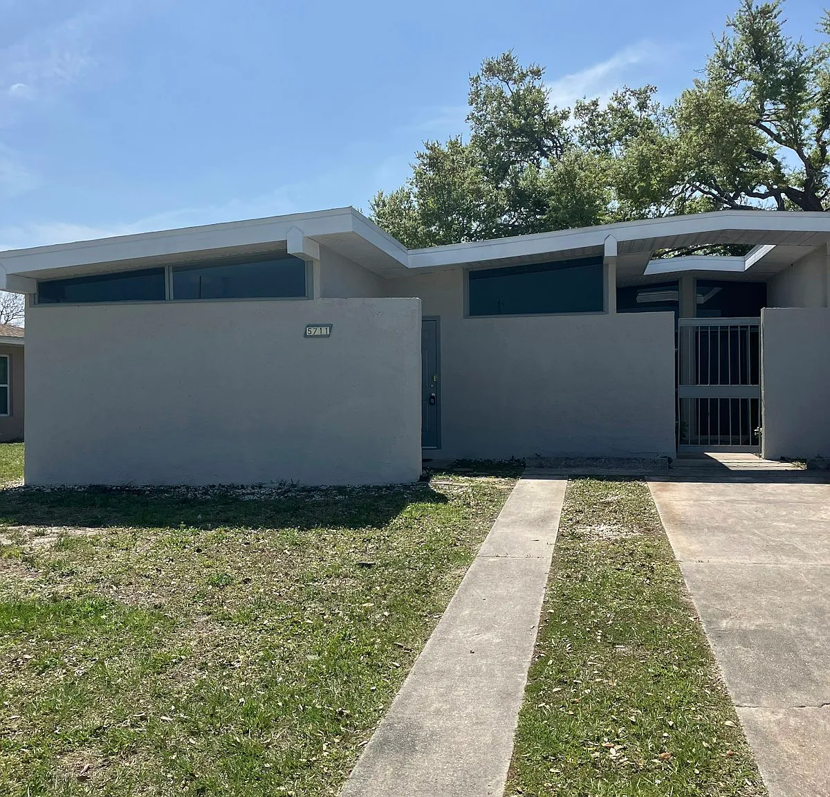 5711 Gallatin Lane, Unit 5711 — Photo 1