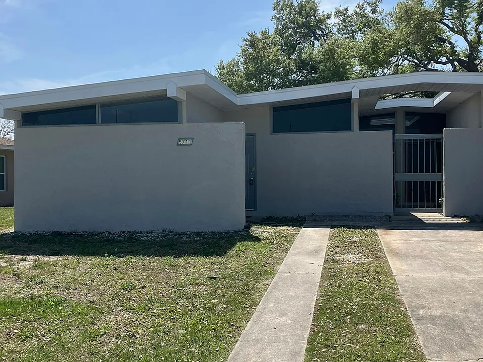5711 Gallatin Ln #5711