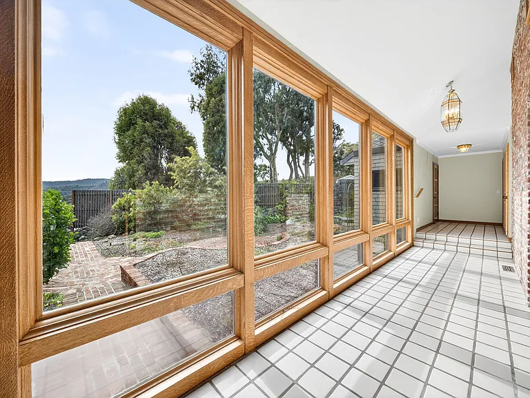 18750 Castle Hill Dr — Photo 15