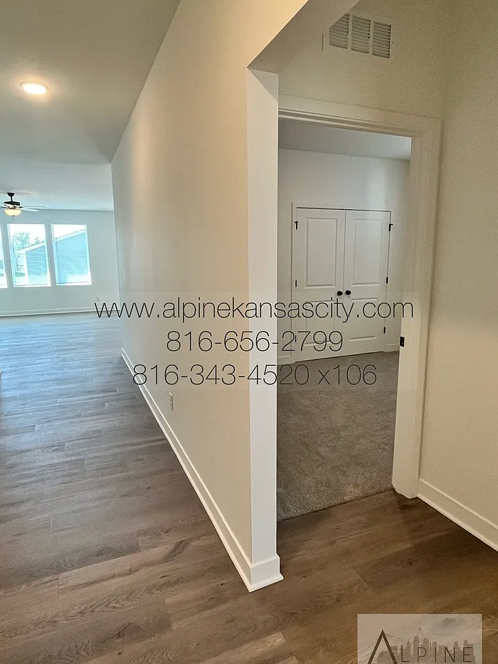3 bed, 2.0 bath, 1636 sqft, $2,550 — Photo 4
