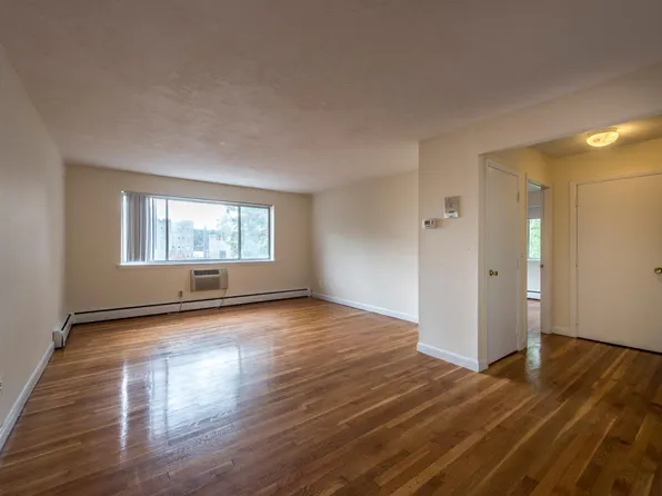 80 Gardner St, Allston, MA 02134