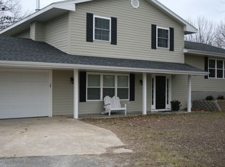 15822 S 1400 Rd, Nevada, MO 64772