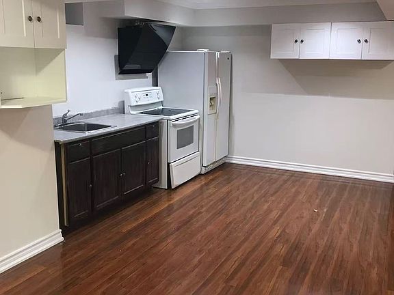 4th image of 24 Jenmat Dr