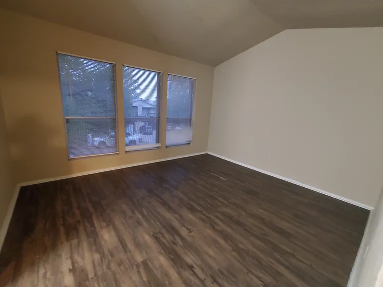 11904 Alpheus Ave #C — Photo 11