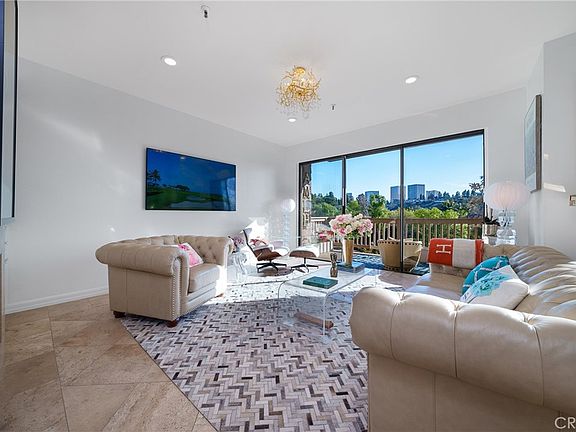 3rd image of 67 Sea Island Dr