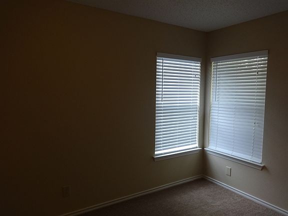 5th image of 10703 Juniper Pass San For Remt #1