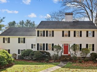 31 Candlewood Dr, Topsfield, MA 01983