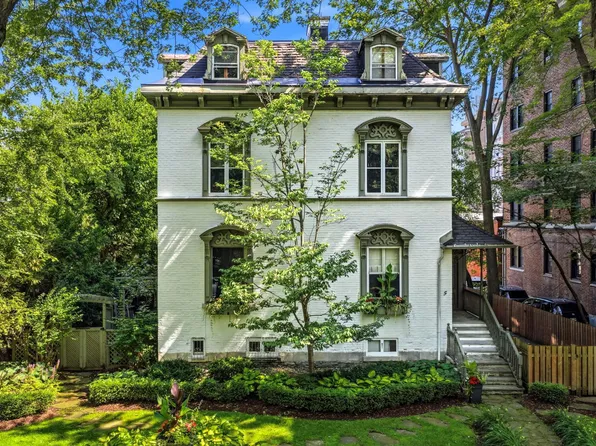 5 Rosemount Ave, Westmount, QC H3Y 3G6