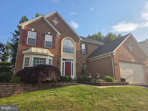 2nd image of 3008 Lewis Ln