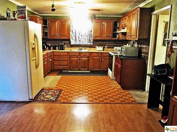 2nd image of 305 W Walker Ave