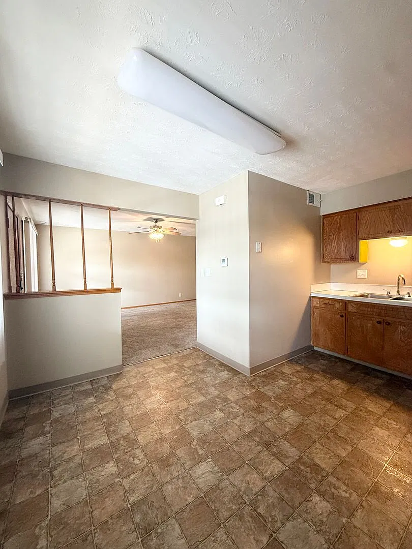 3008 Washington Street — Photo 2