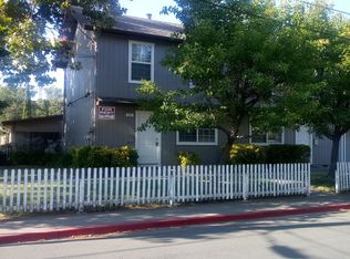 211 Barnett St, Santa Rosa, CA 95407