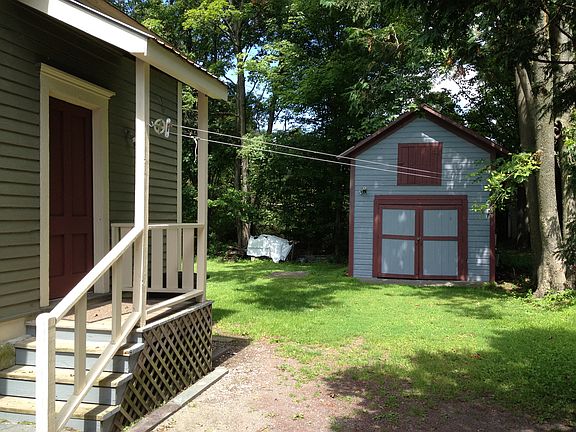 Side Porch Entrance 