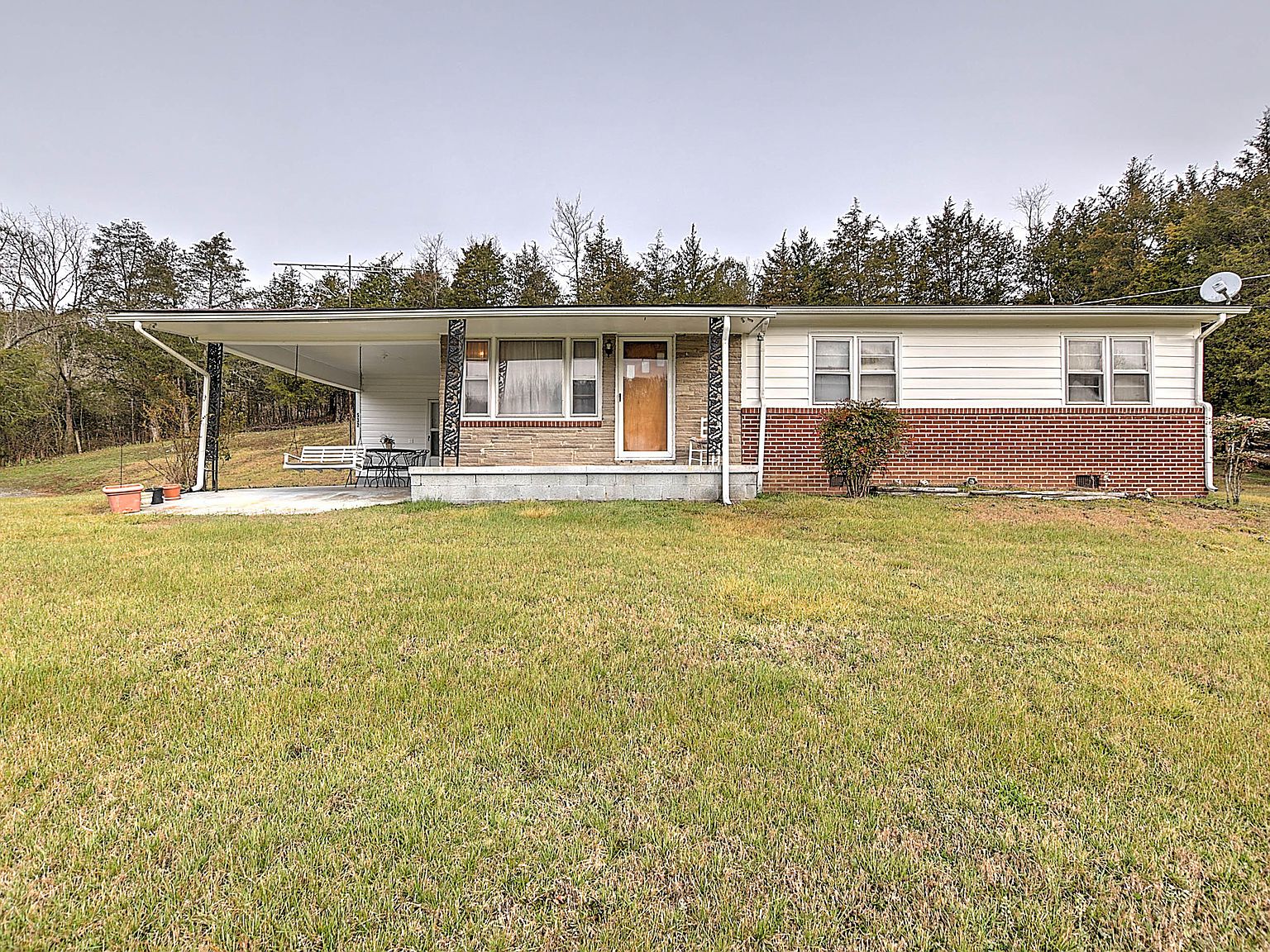 532 Airport Rd, Bybee, TN 37713 Zillow