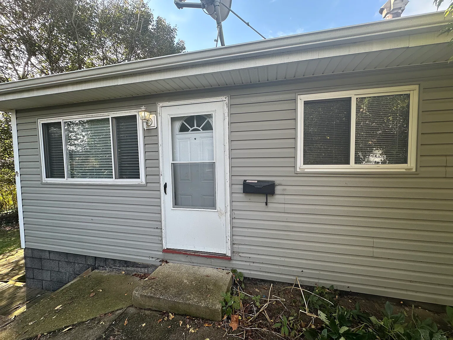 1 bed, 900 sqft, $725 — Photo 2