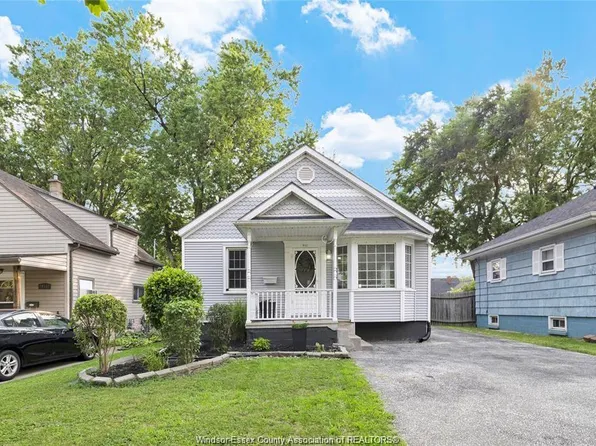 911 Jefferson Blvd, Windsor, ON N8S 2P9