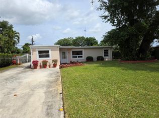 37 Ronald Rd, West Park, FL 33023