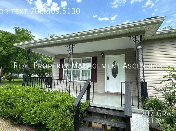 207 Gracie Ave, Fort Oglethorpe, GA 30742