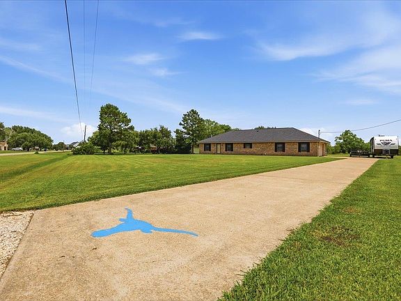3rd image of 8077 Rice Ln