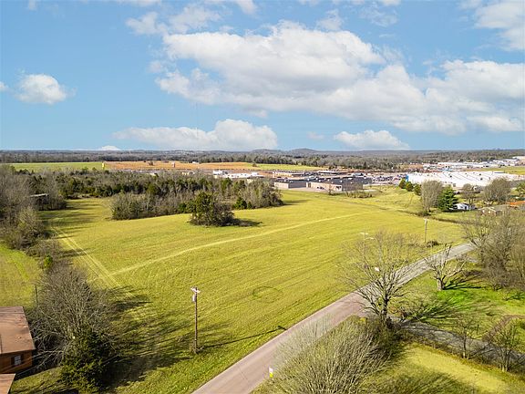 2nd image of 0 Sportsman Club Rd