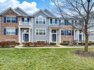1666 Sandcastle Ln, Pingree Grove, IL 60140