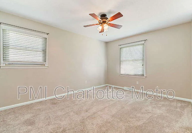 8615 Beechbrooke Rd — Photo 12