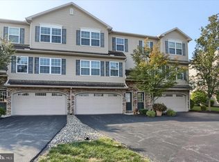 142 Old Schoolhouse Ln, Mechanicsburg, PA 17055