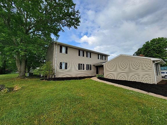5th image of 112 Oaklawn Ave