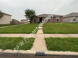 2400 Mallory Ln, Lancaster, TX 75134