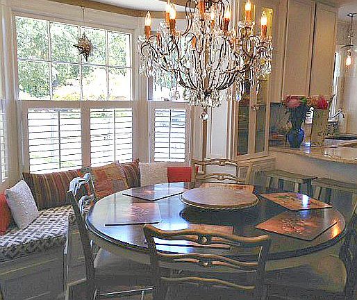 Bay window dining room
