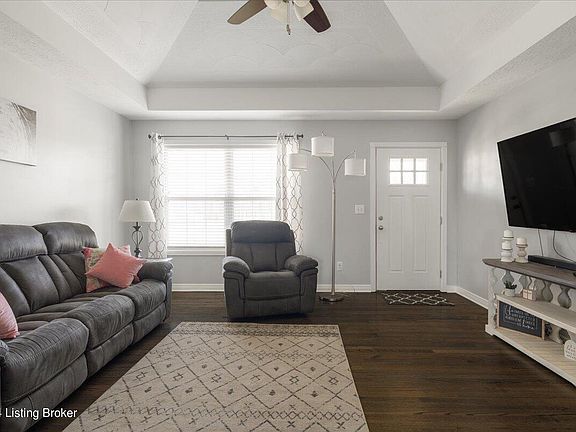 2nd image of 453 Deer Park Way
