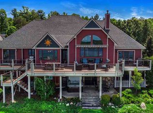 1209 Lakeshore Dr, Boyne City, MI 49712