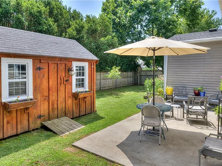 15 Whipple Ave — Photo 32