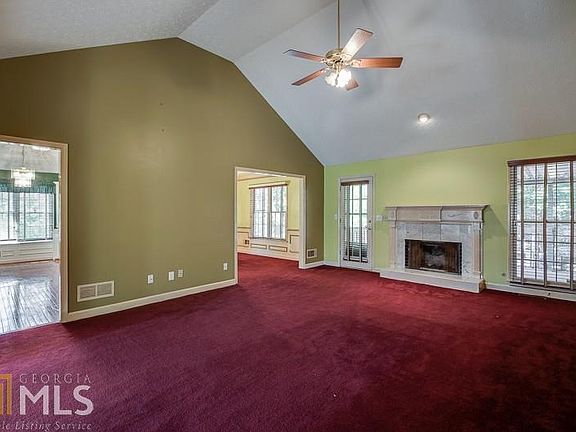 3rd image of 607 Overlook Wood Way
