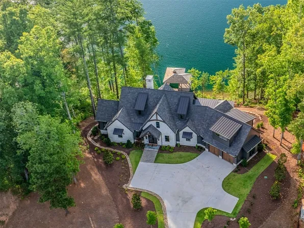 454 Peninsula Rdg, Sunset, SC 29685