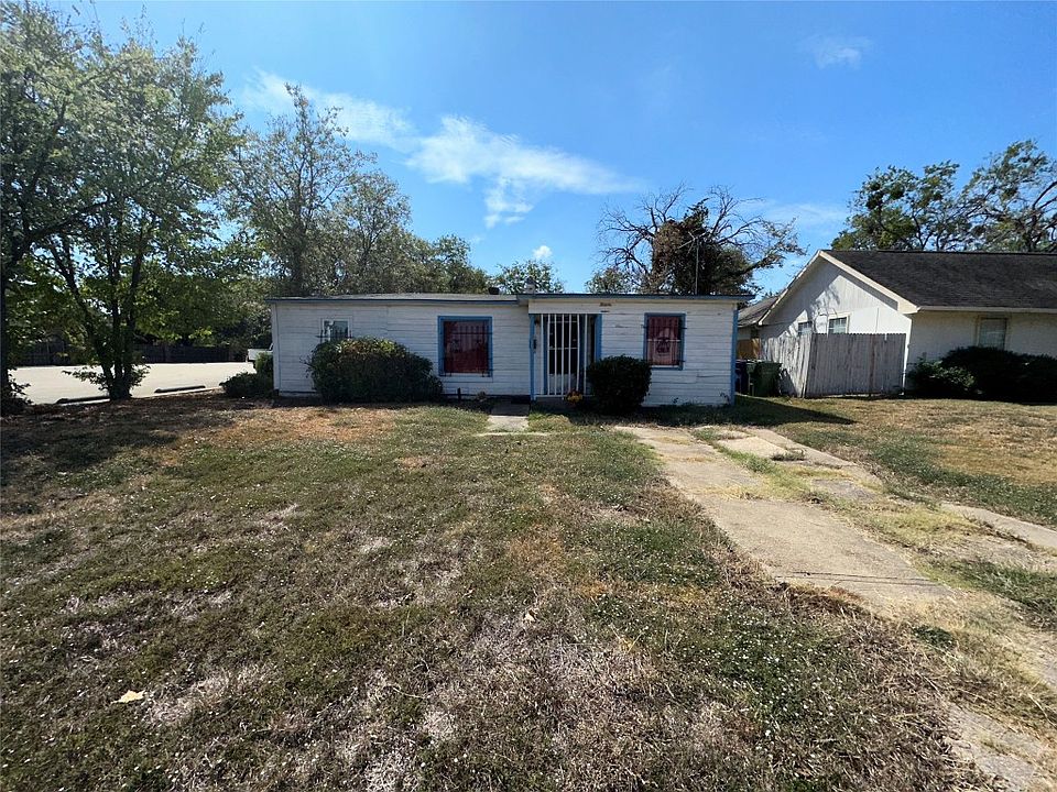 1st image of 156 Casalita Dr