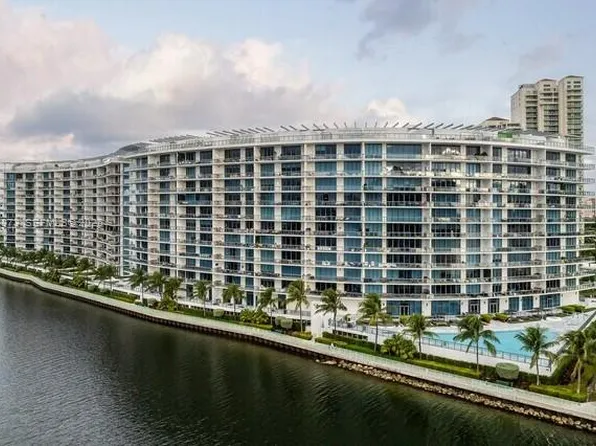 3250 NE 188th St APT 408, Aventura, FL 33180