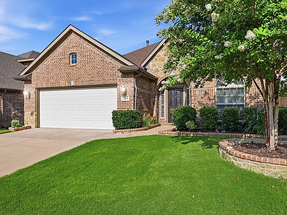 2nd image of 3204 Capetown Dr
