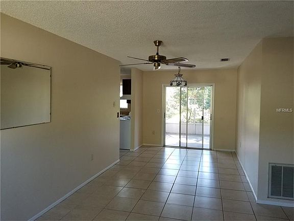 4th image of 7246 Riverbank Dr