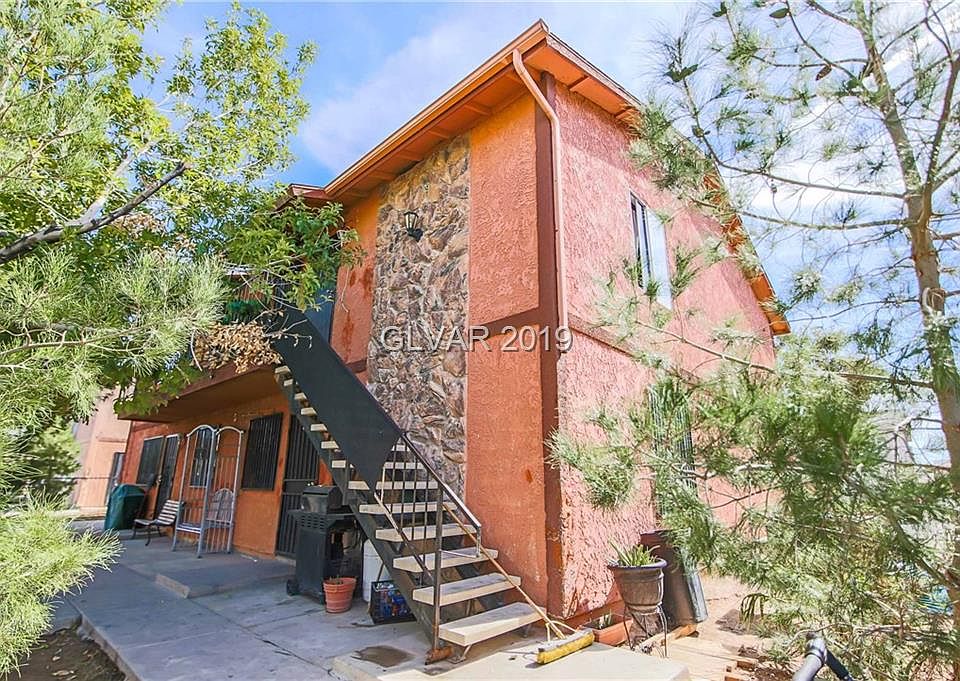 1st image of 4767 Convaire Ave