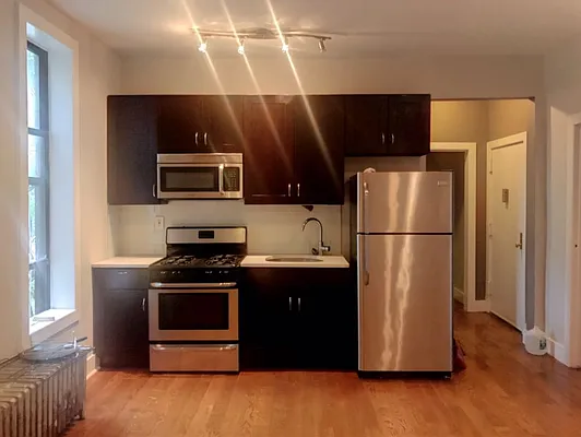 Rented by The Shoppe | media 7